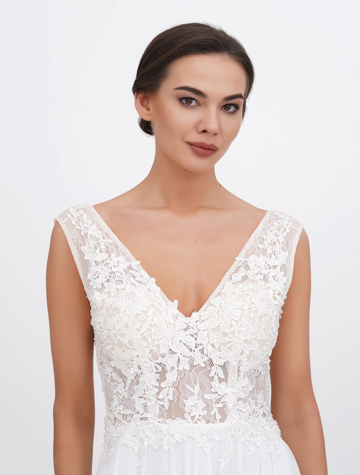 modell-lia-irvalda-hochzeitsmode