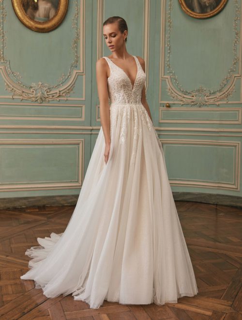 irvalda-wedding-dresses-vienna-online-order-model-kirla